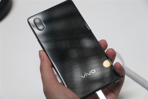 最完美全面屏vivo APEX上手体验：感觉很惊艳！