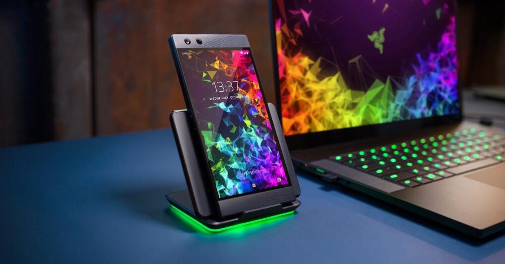 最强游戏手机：Razer Phone 2发布 屏幕逆天