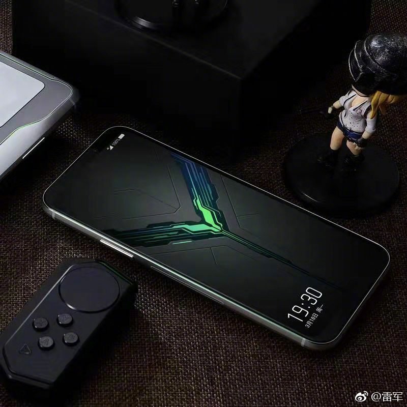 黑鲨游戏手机2外形公布：非异形屏、触控媲美iPhone