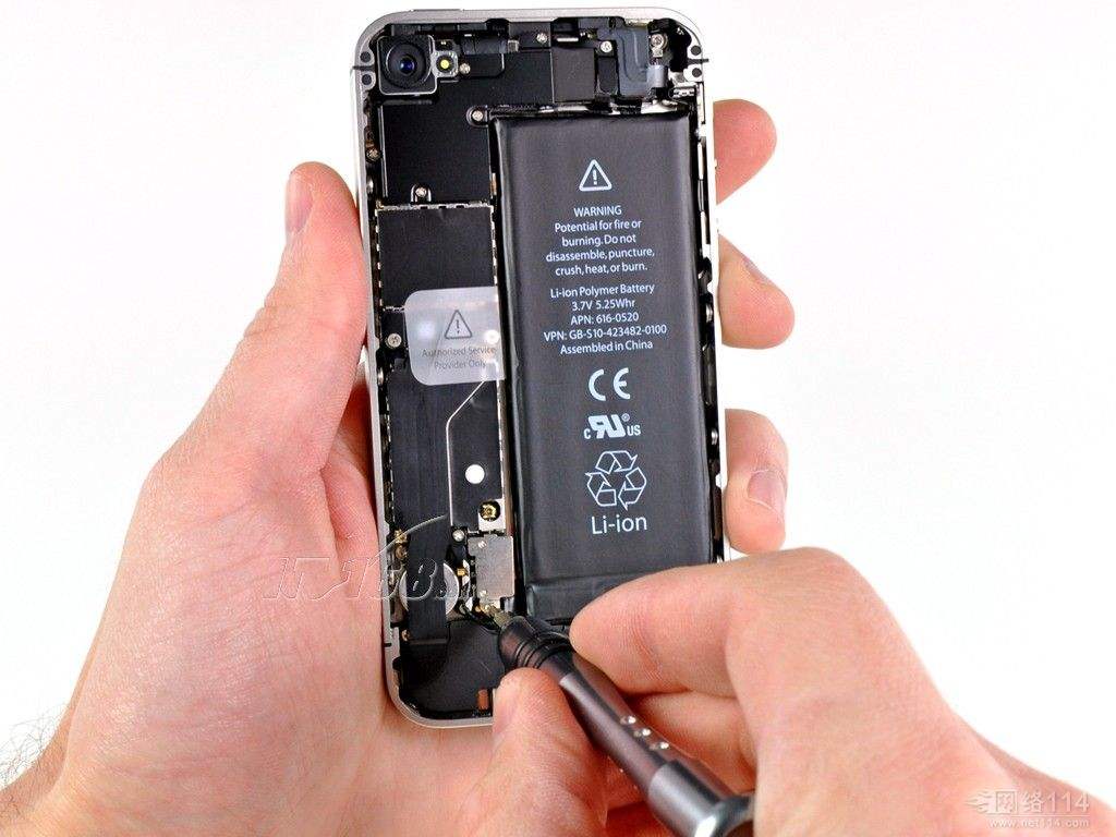 苹果宣布新计划 iPhone过保也能官方维修
