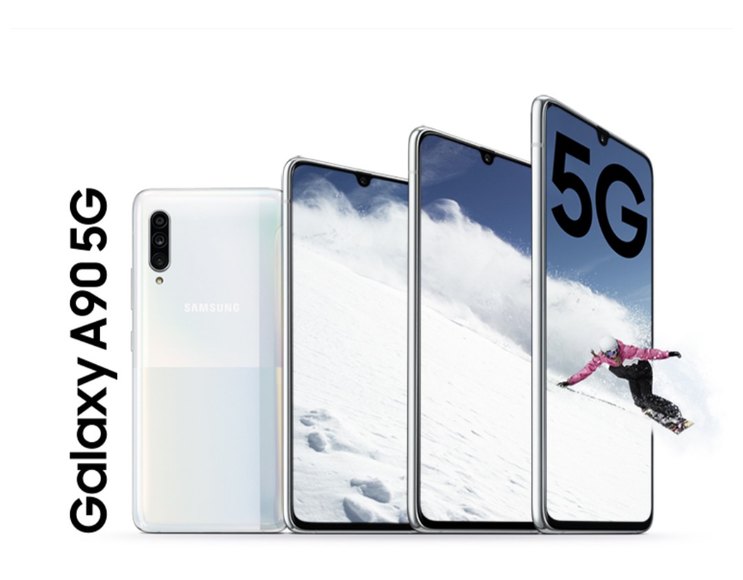 三星最大旗舰店开业 现场发布5G手机