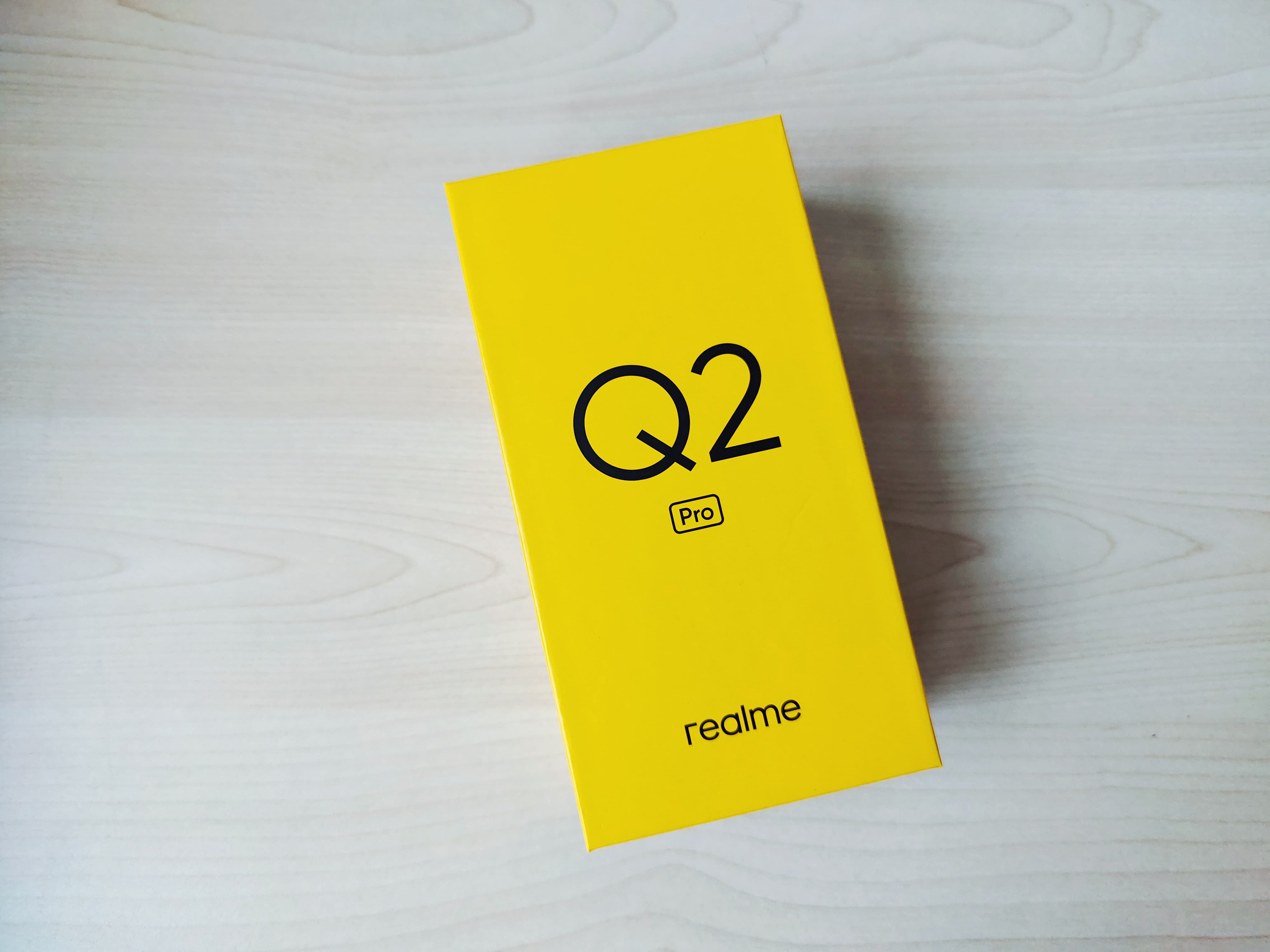 realme Q2 Pro评测：千元素皮机 亮剑双十一