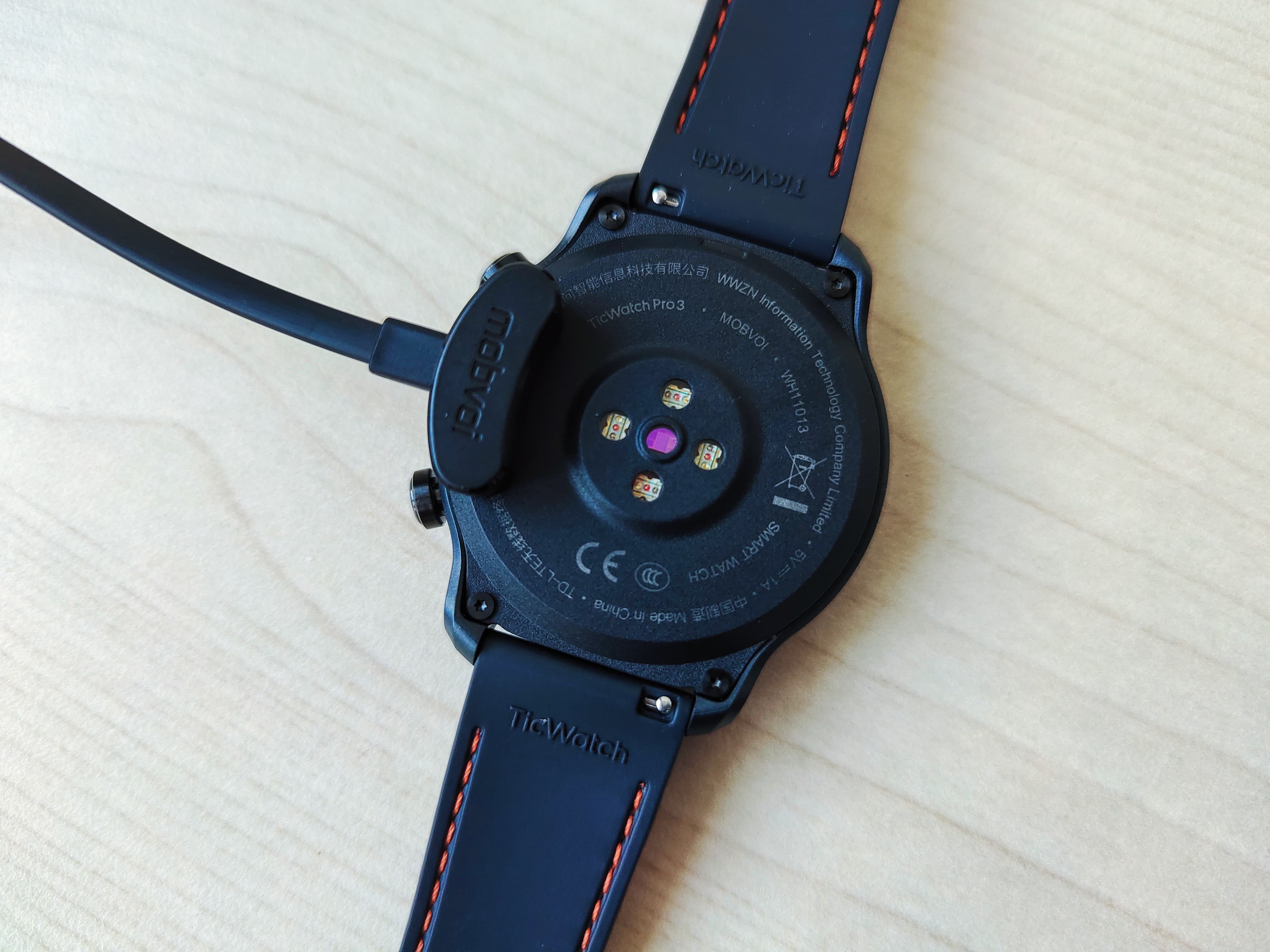 TicWatch Pro 3 review on the wrist: 45-day long battery life, dual screens, Snapdragon flagship chip