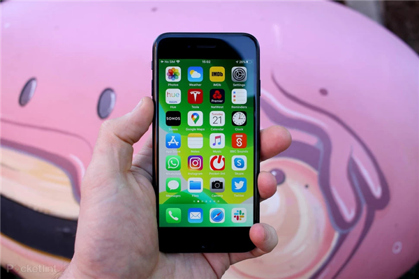 6英寸屏幕/Touch ID 明年的iPhone SE才是究极形态