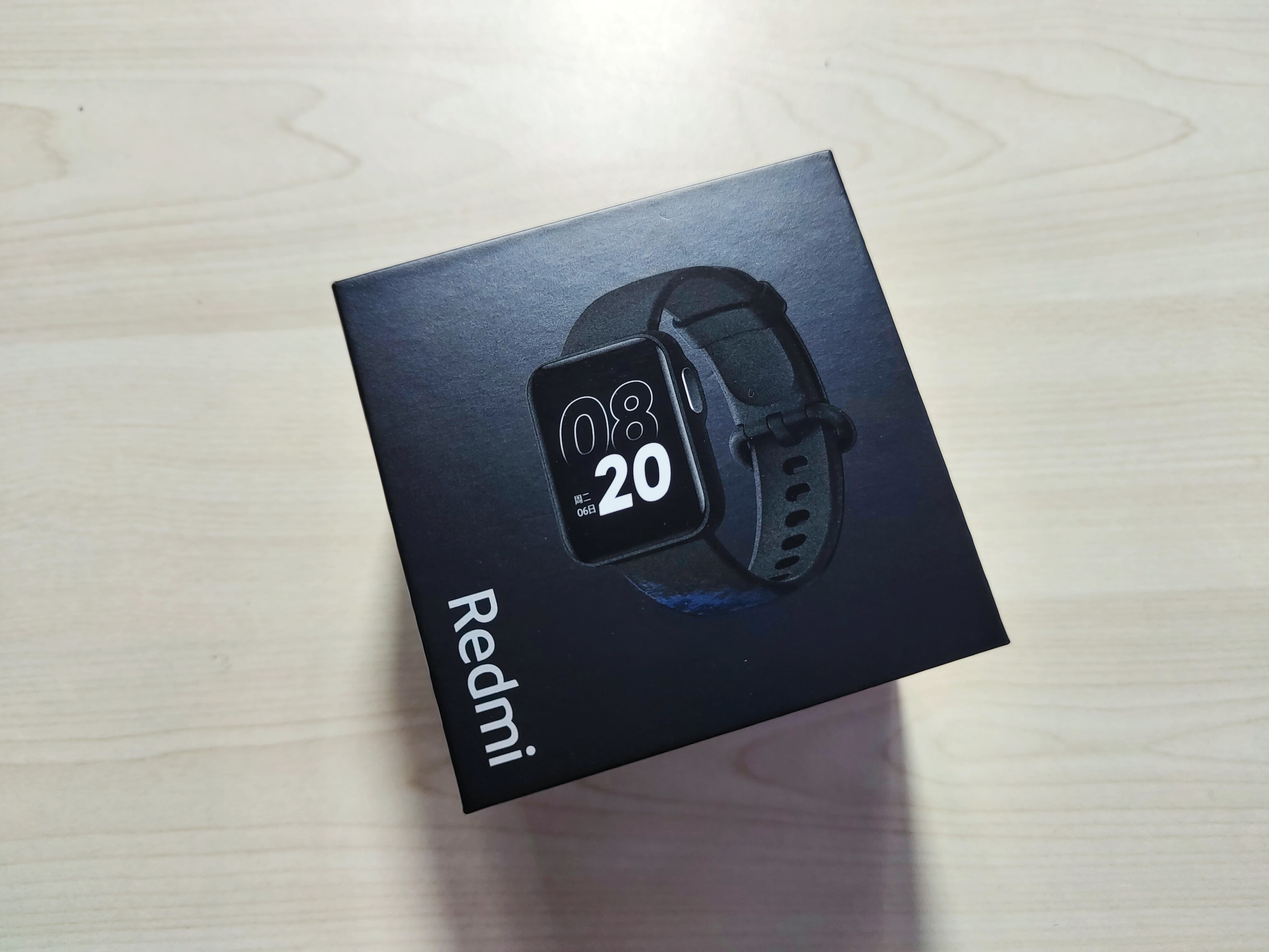 Redmi Watch开箱体验：功能一应俱全还带块大屏 299元还有谁？