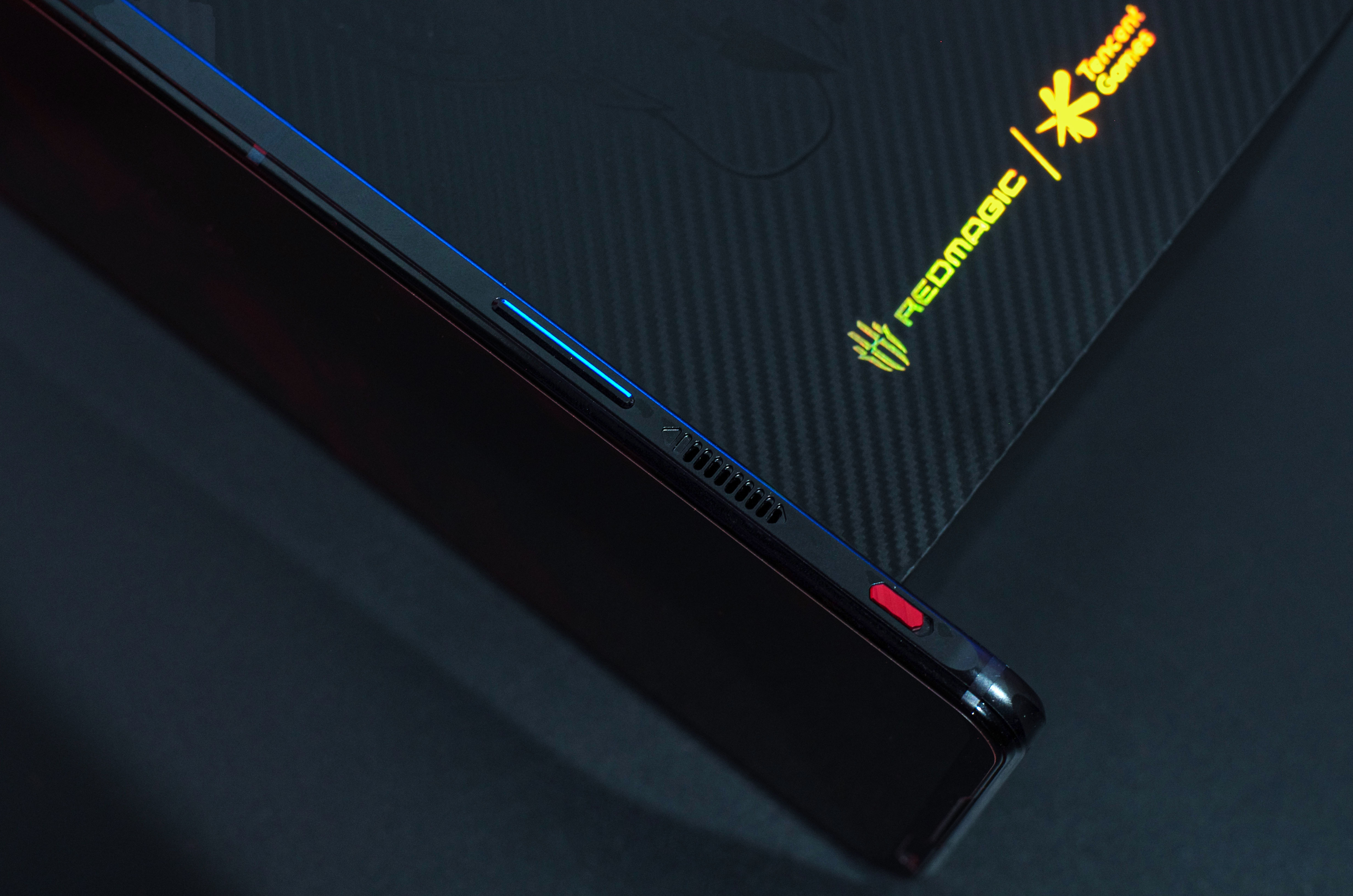 红魔游戏手机6S Pro评测：顶级散热配置 驯服骁龙888 Plus