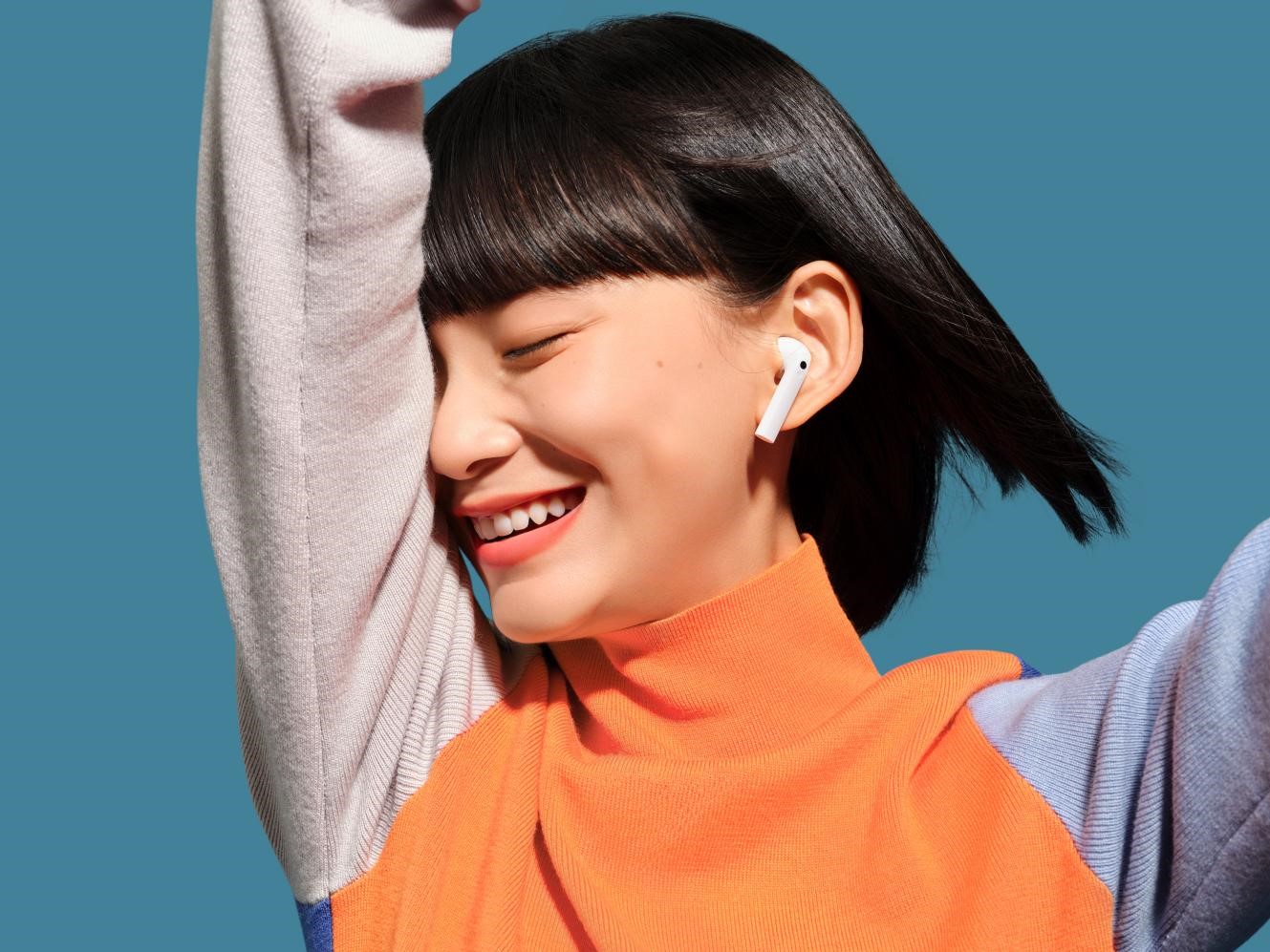 Redmi首款半入耳式耳机体验：一百多块真香