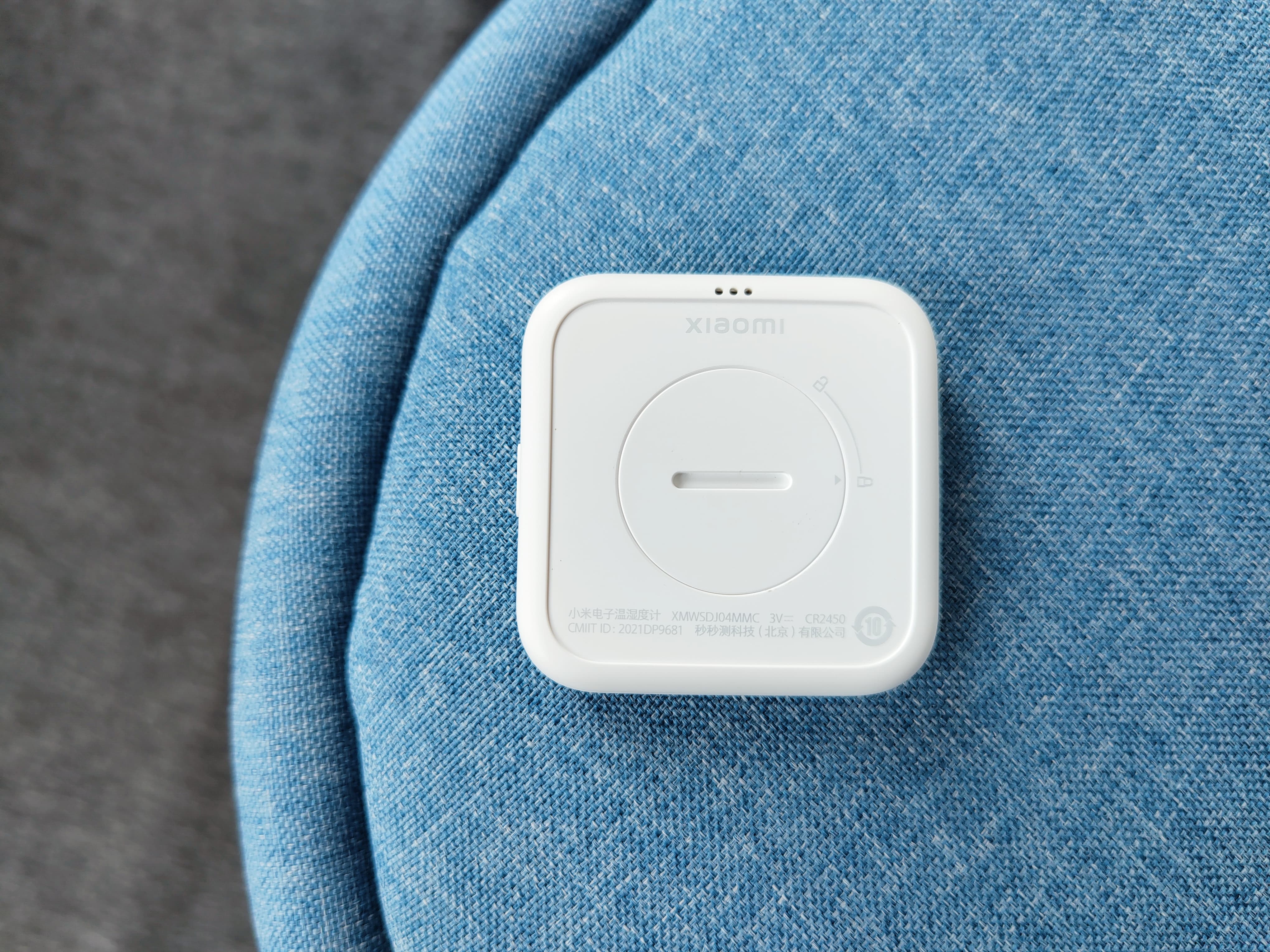 Xiaomi electronic temperature and humidity meter out of the box: exchange the price of two cups of milk tea for a healthy life