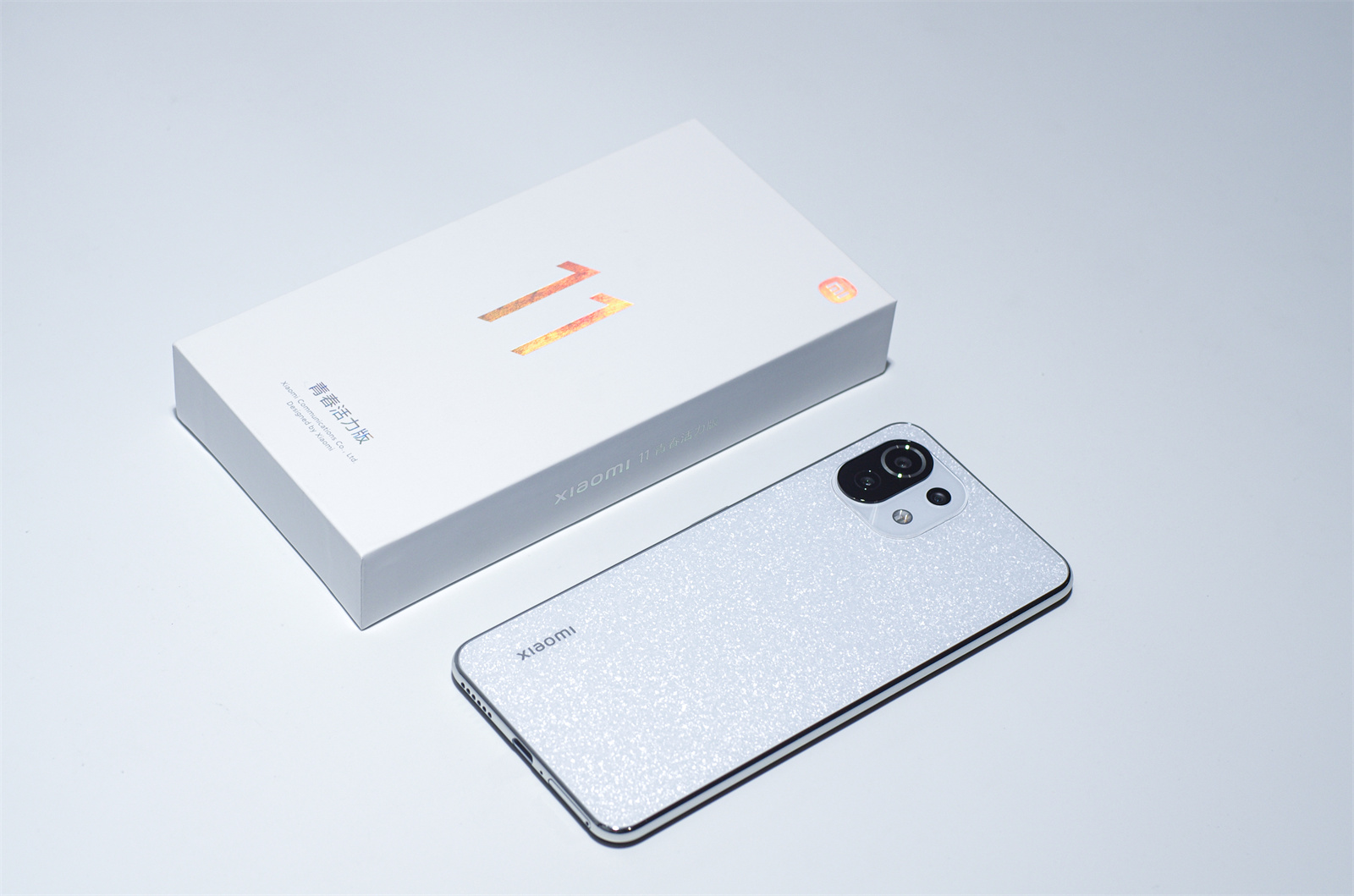 From 1999 yuan, the thinnest 5G mobile phone in Xiaomi's history: the new color scheme is eye-catching