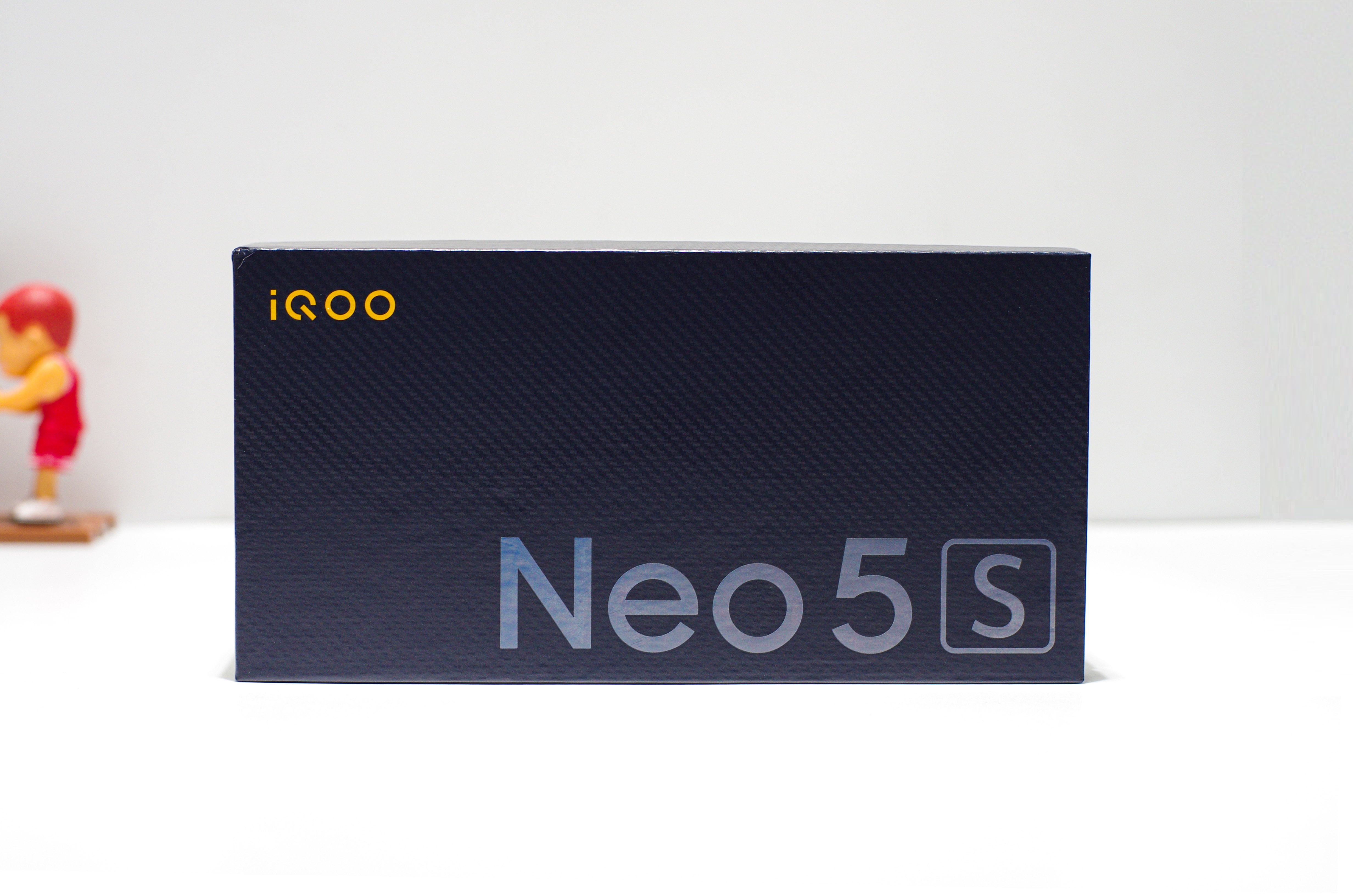 驯服骁龙888！iQOO Neo5S评测：2699元价稳量足