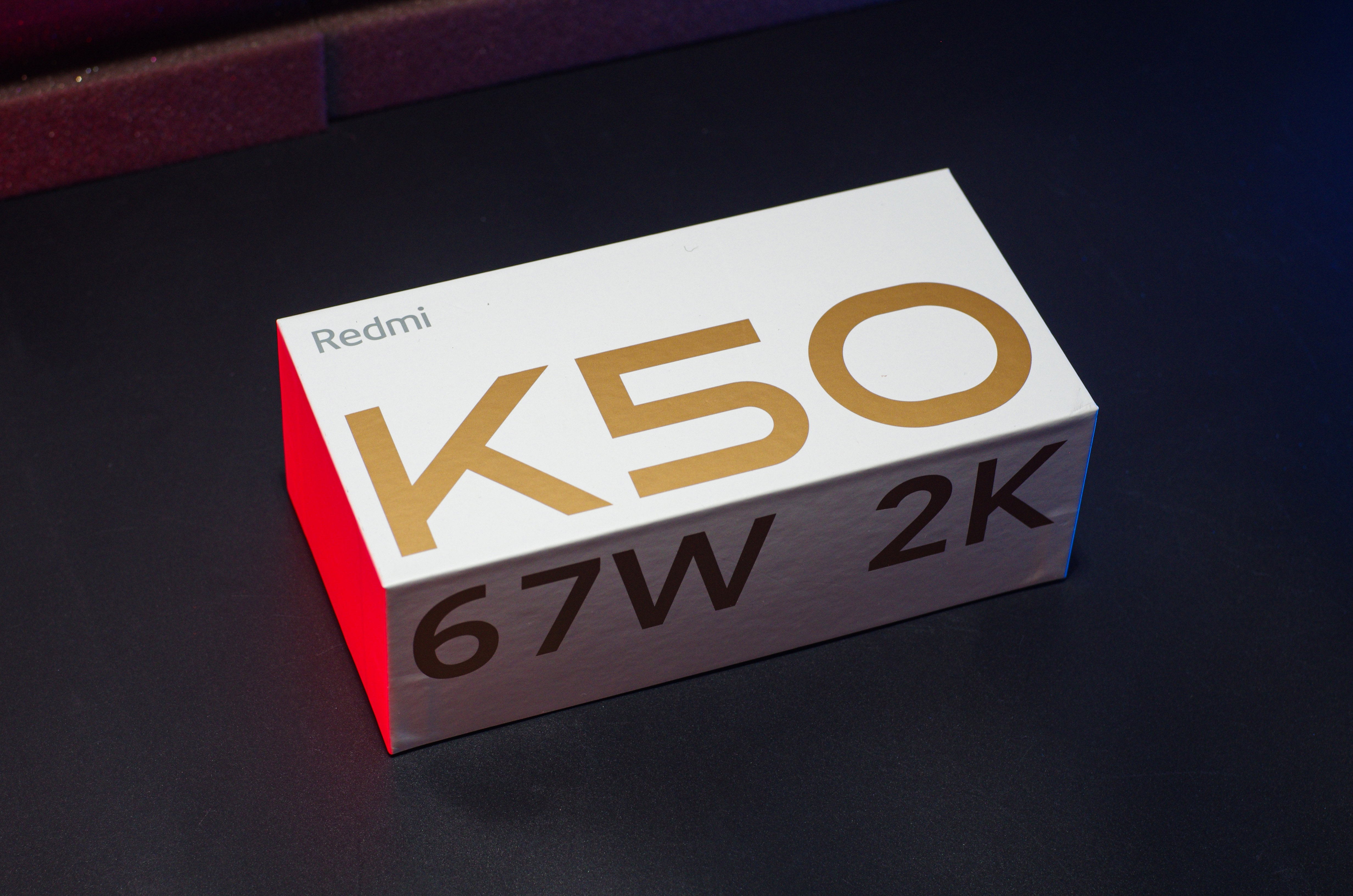 Redmi K50评测：2K直屏大圆满、天玑8100一战封神