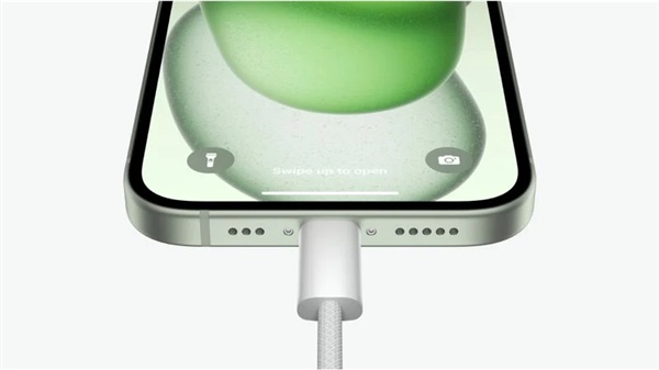 苹果大发善心：iPhone 15系列的C口没限制 安卓线都能充电