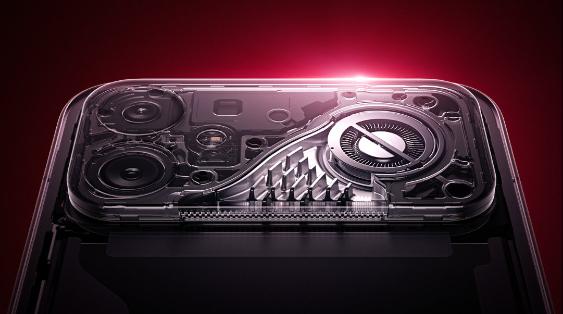 REDMI K90 Max主动散热“解密”：18.1mm风扇+直立式进风