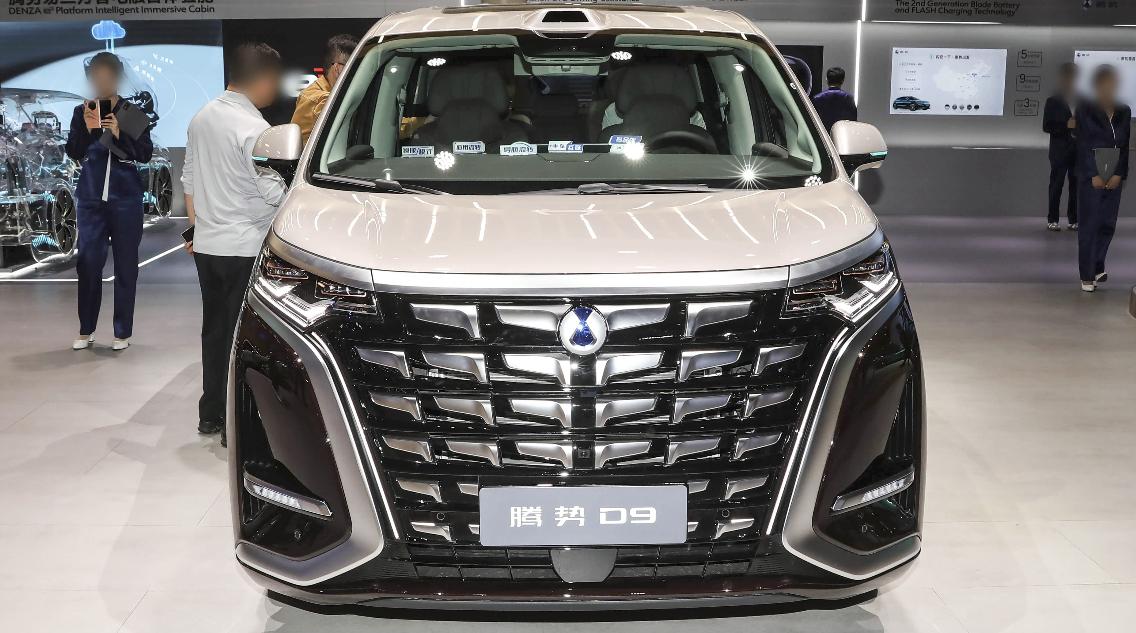 35.98万元起 第二代腾势D9上市 新AI座舱/全新平台加持