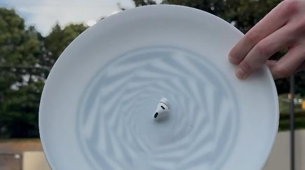 秒变飞盘追踪器！苹果AirPods解锁新玩法